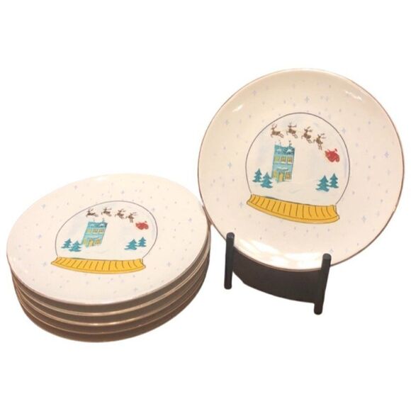 Joyland Christmas Snow Globe Plate Set - Picture 2 of 4